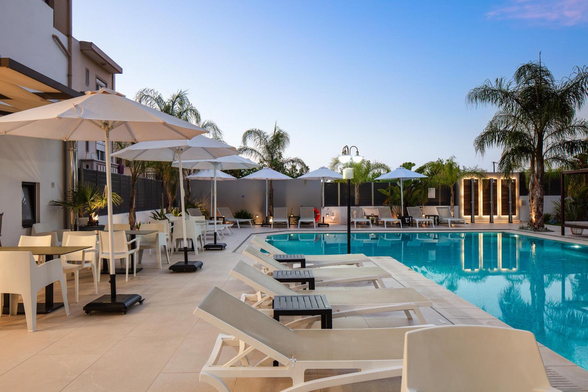 Sapphire Horizon Suites Kíssamos Екстериор снимка