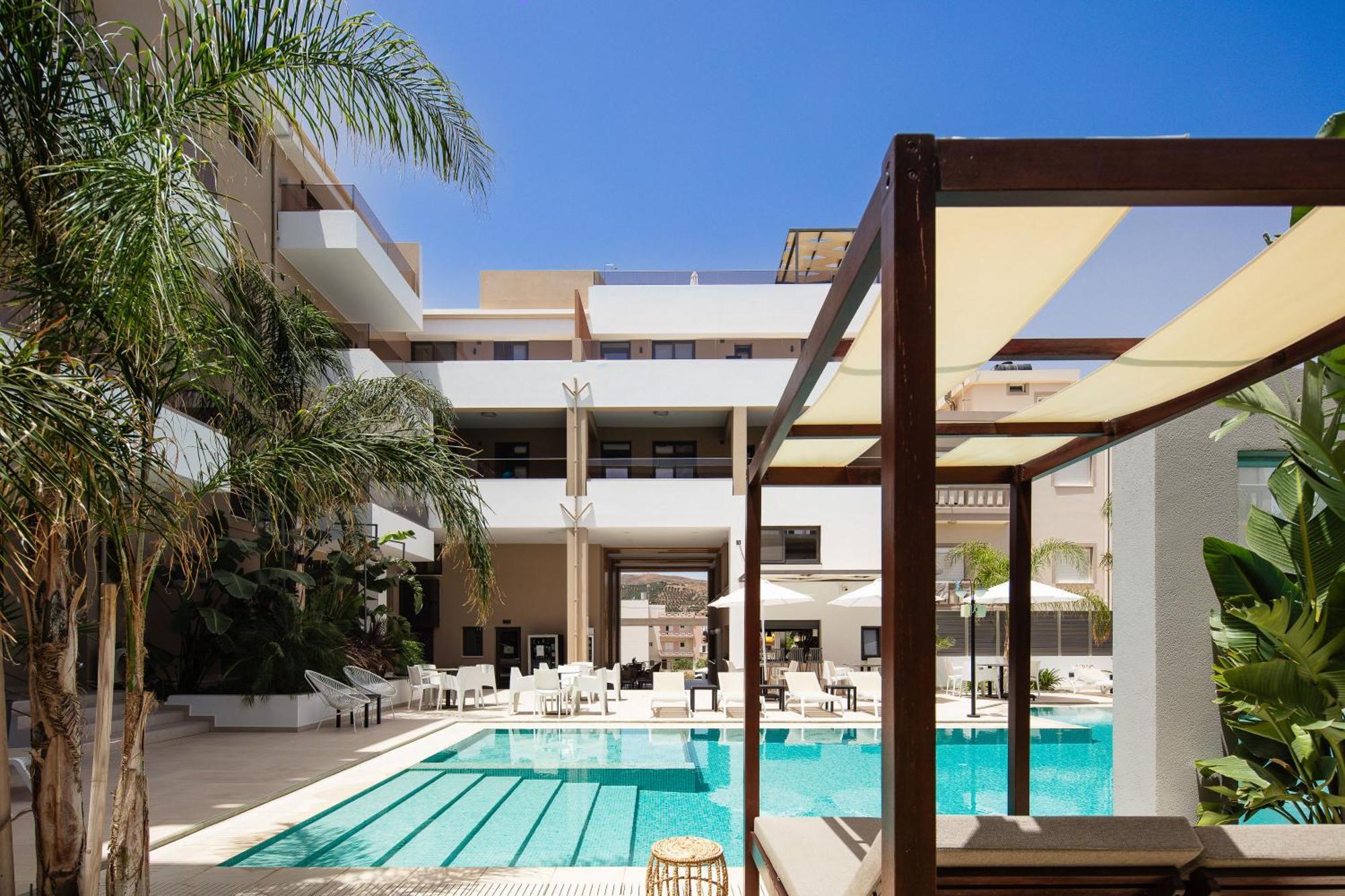 Sapphire Horizon Suites Kíssamos Екстериор снимка