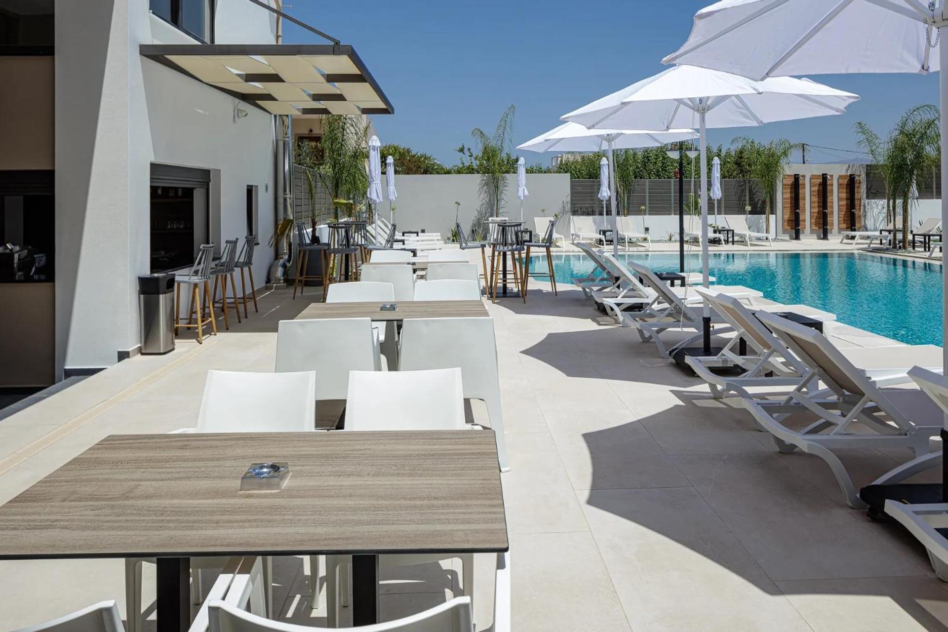 Sapphire Horizon Suites Kíssamos Екстериор снимка